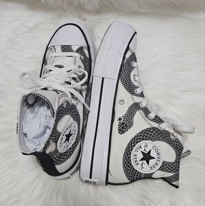 Converse Custom Design Platform